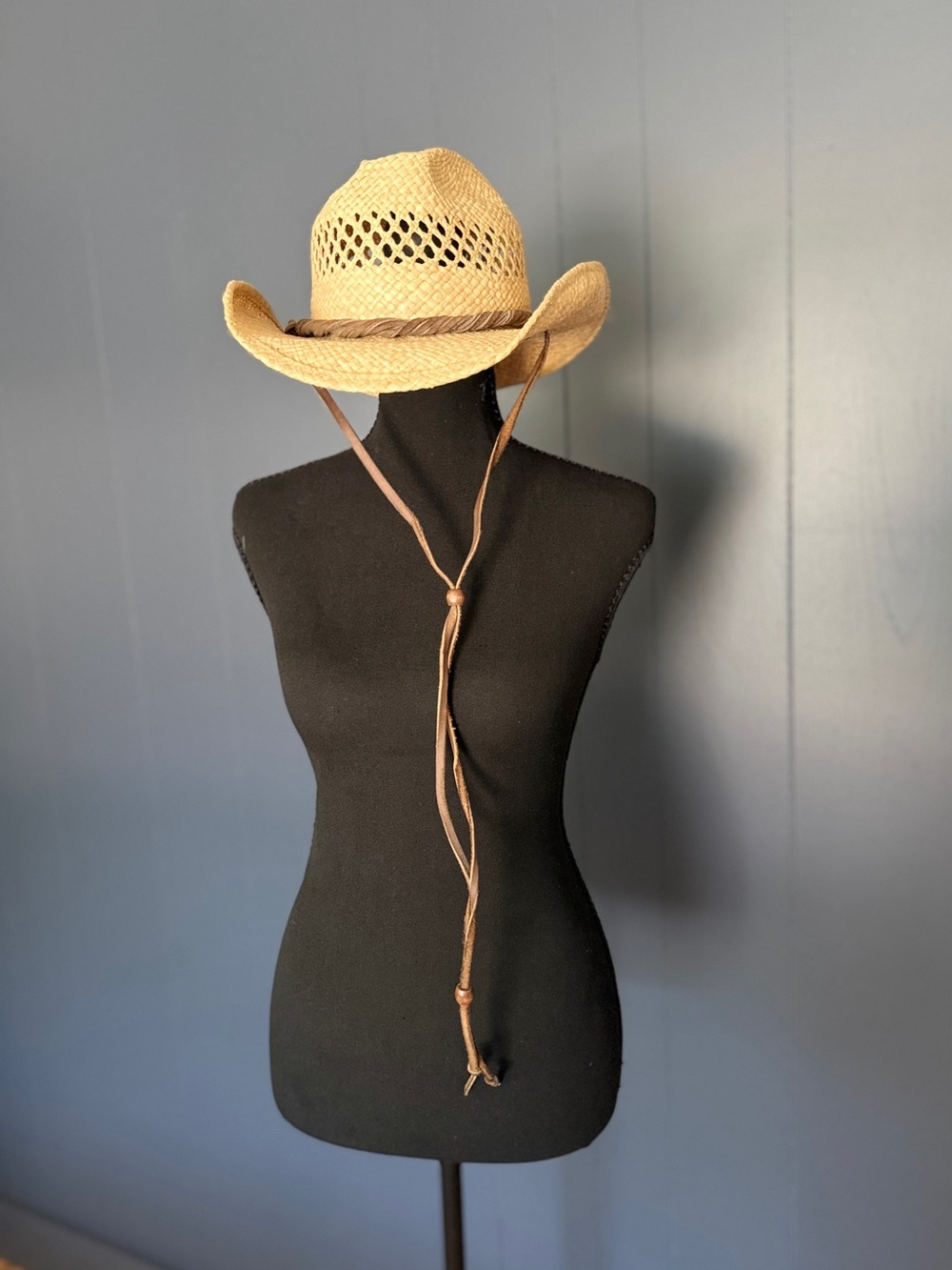 Vintage Shady Brady Cowboy Hat with Chin Cord - Natural